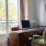 Superb Apartment In A Family Neighborhood